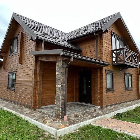 Villa Family House Truskavets Modrychi Exterior photo