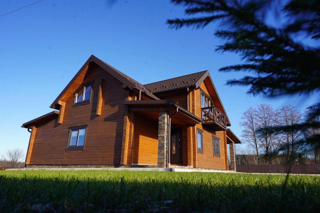 Villa Family House Truskavets Modrychi Exterior photo