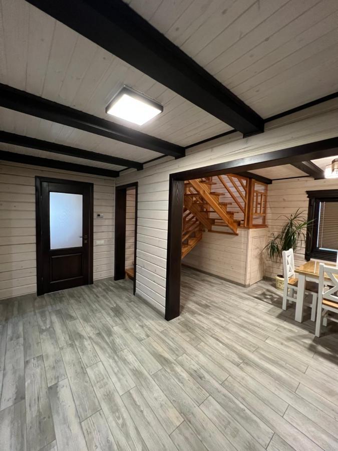 Villa Family House Truskavets Modrychi Exterior photo